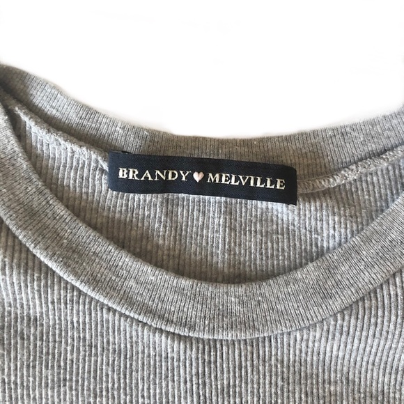 brandy melville grey ribbed crop baby tee! - Picture 2 of 2
